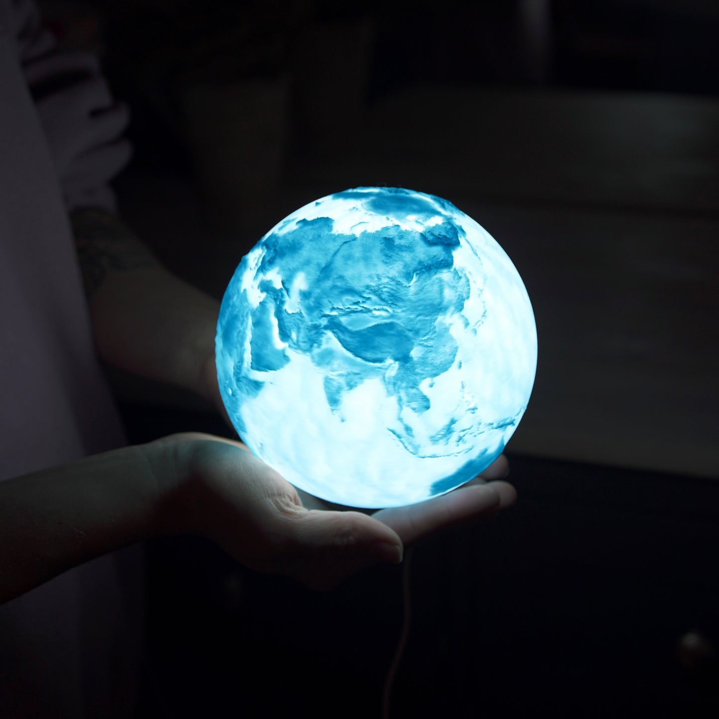 Night Light Earth 150mm USB Powered