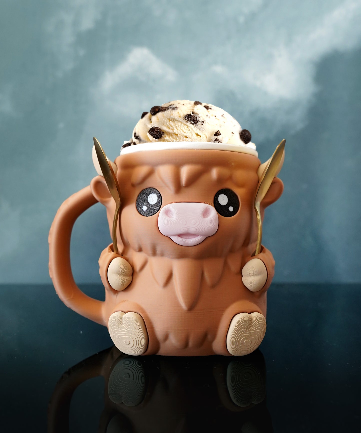🐮 Highland Cow Ice Cream Holder – Fits a 458ml Tub