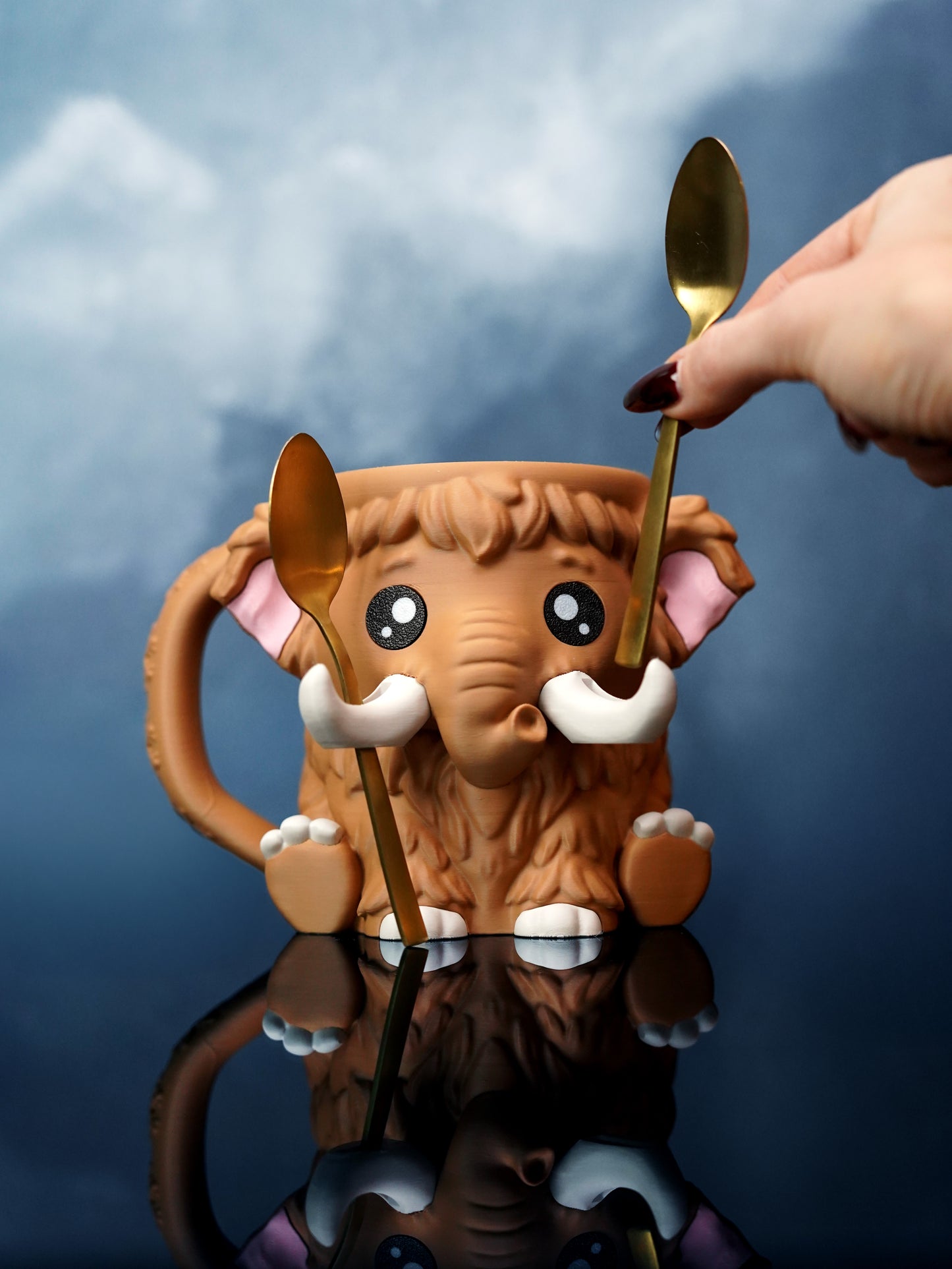 🦣 Mammoth Ice Cream Holder – Fits a 458ml Tub